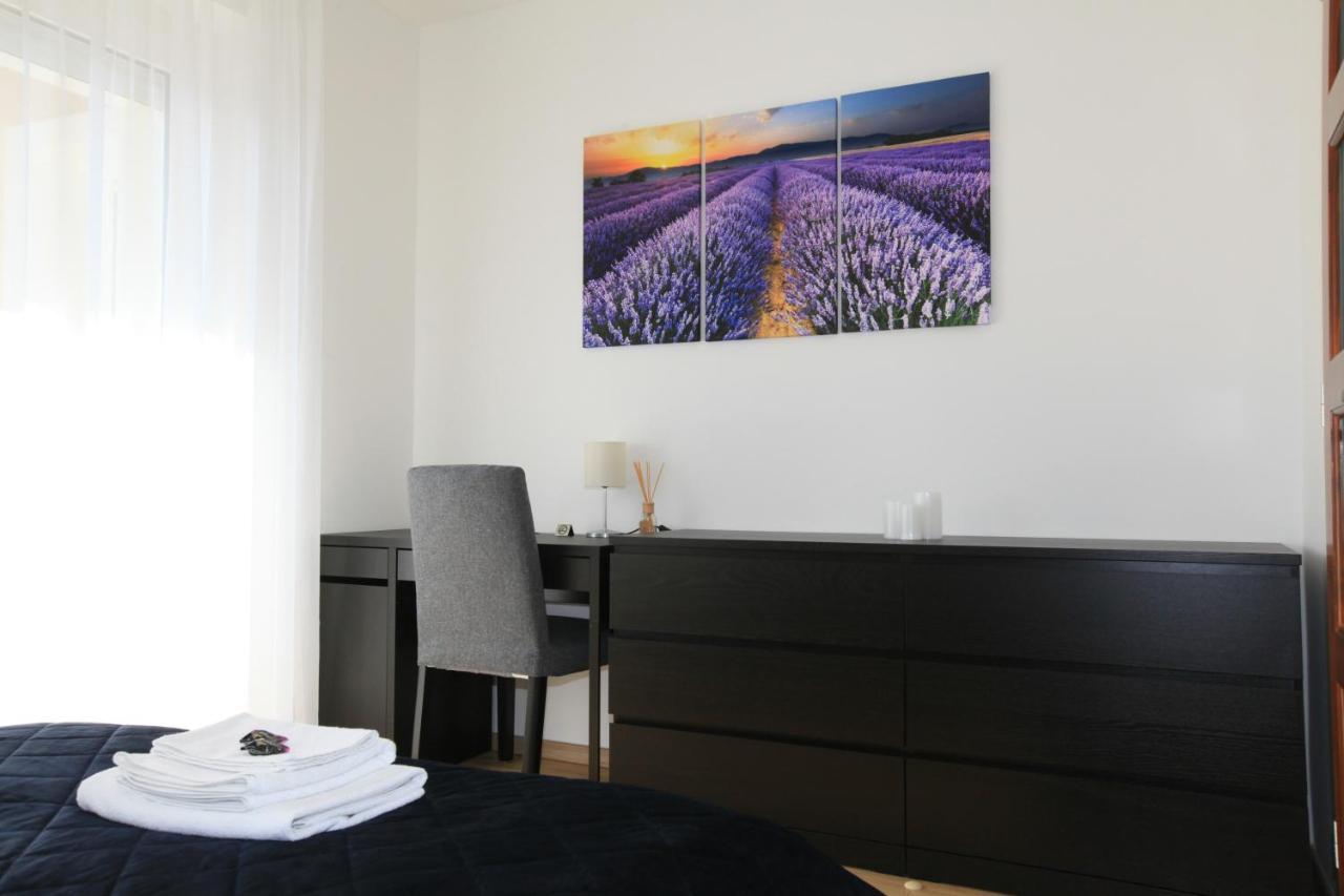 Paskal-Lux Apartments With Free Parking And Ac Budapest Exteriör bild