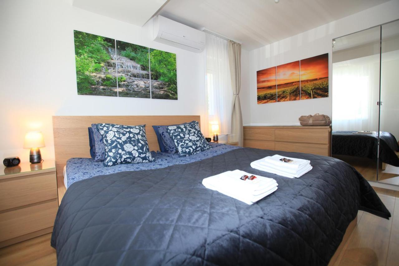 Paskal-Lux Apartments With Free Parking And Ac Budapest Exteriör bild