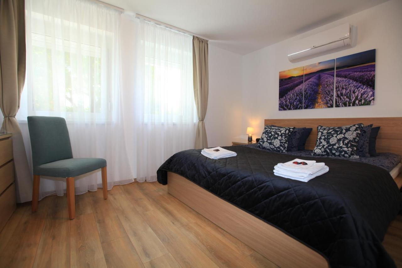 Paskal-Lux Apartments With Free Parking And Ac Budapest Exteriör bild