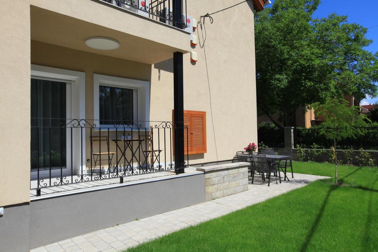 Paskal-Lux Apartments With Free Parking And Ac Budapest Exteriör bild