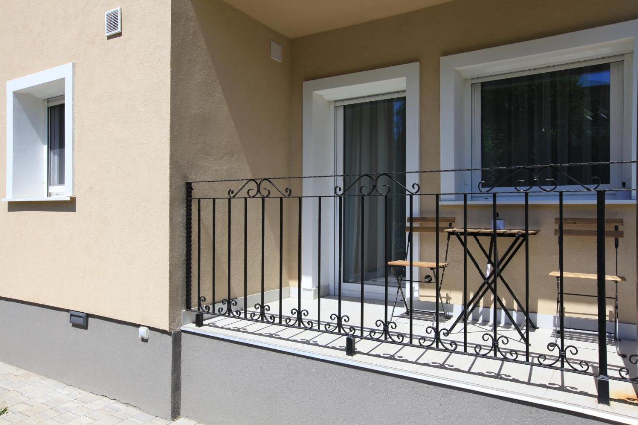 Paskal-Lux Apartments With Free Parking And Ac Budapest Exteriör bild
