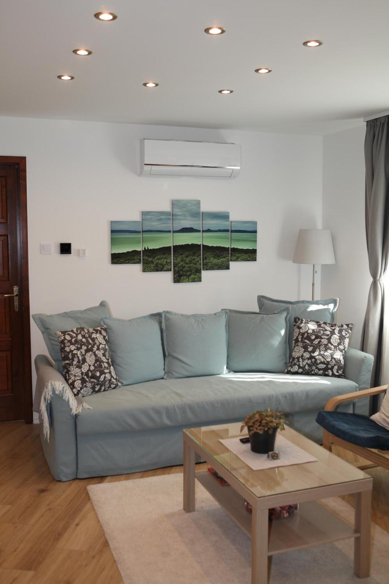 Paskal-Lux Apartments With Free Parking And Ac Budapest Exteriör bild